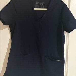 FIGS Women's Navy Top 3 pocket